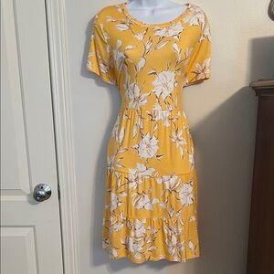 Apt. 9 Yellow Floral knit dress